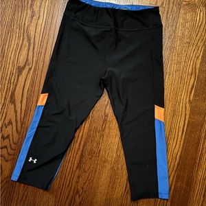 Under Armour Size M Compression Leggings